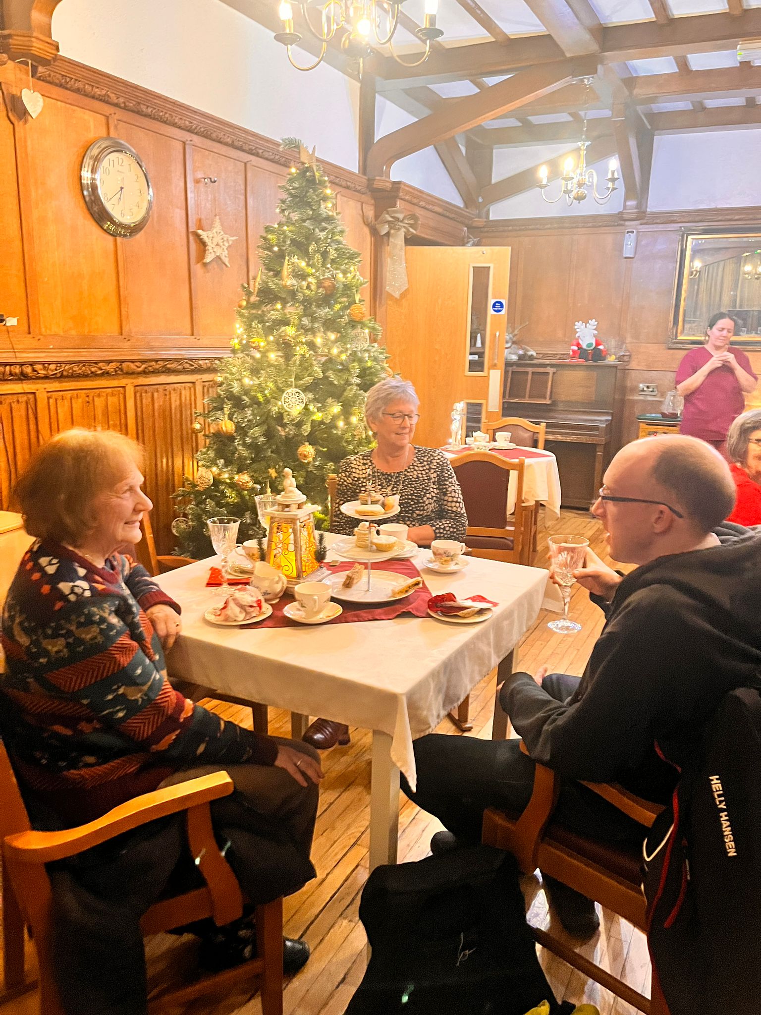 Volunteers at Christmas at Kettlewell House